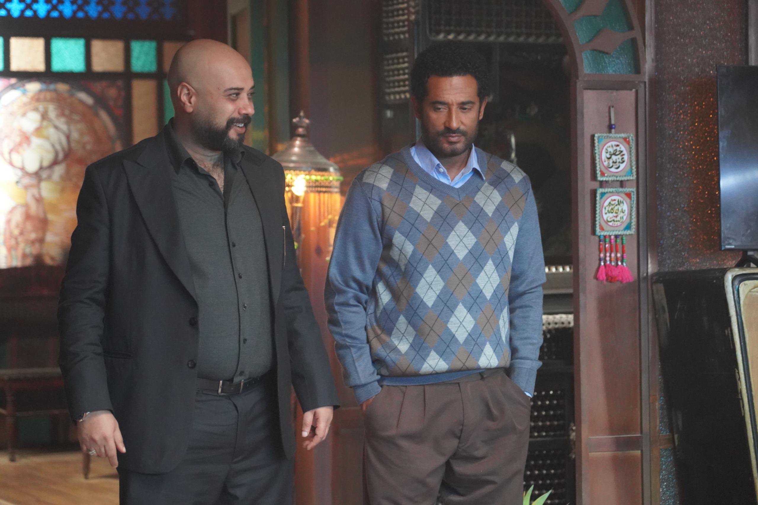 عمرو سعد وحاتم صلاح من مسلسل إفراج