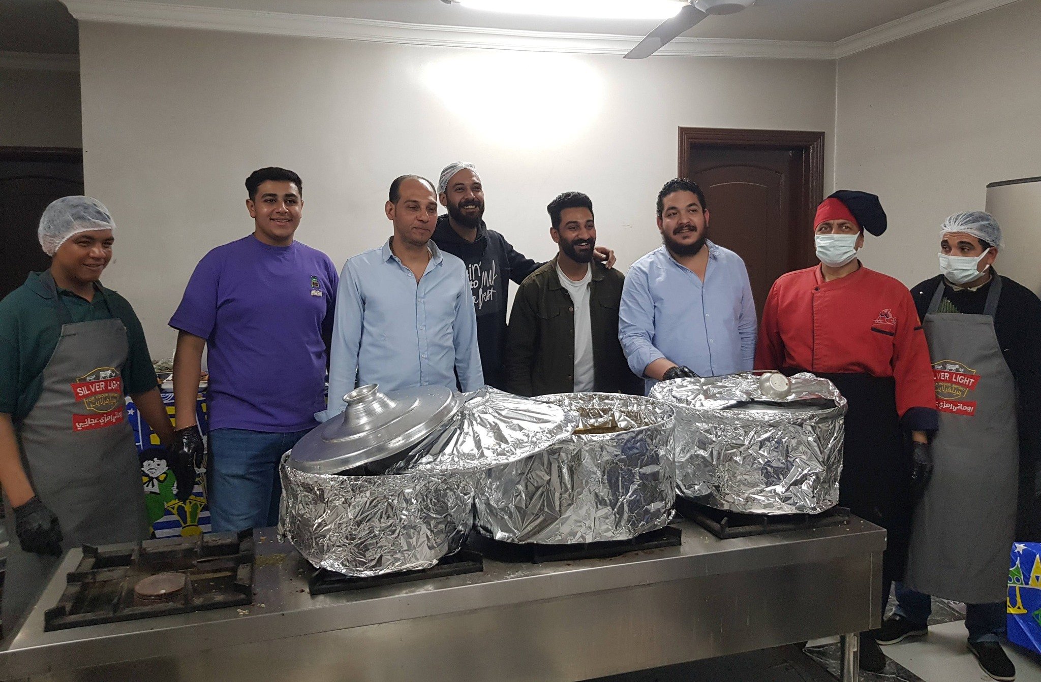 رومانى رمزى قبطى يقيم مائدة رمضانية طوال شهر رمضان لأهل الأقصر رومانى رمزى قبطى يقيم مائدة رمضانية طوال شهر رمضان لأهل الأقصر