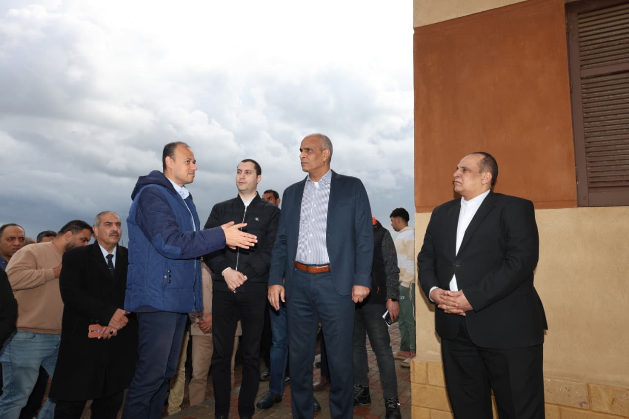 محافظ كفر الشيخ يتفقد المدرسة البحرية للاستزراع السمكي وبناء السفن