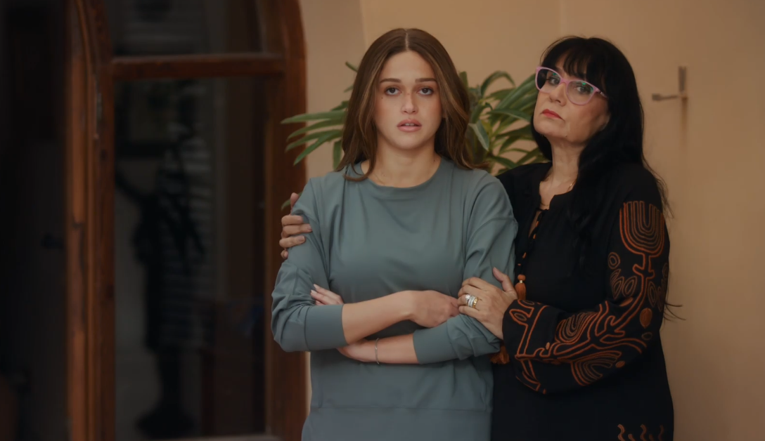 عليا ووالدتها