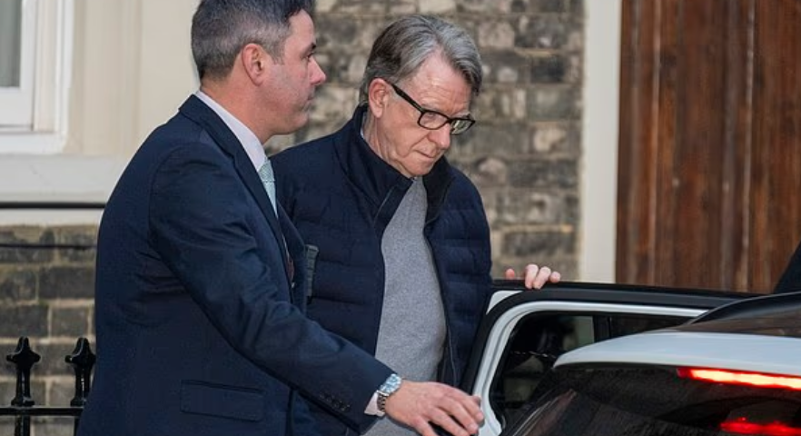 شرطة لندن تقبض على السفير البريطاني السابق