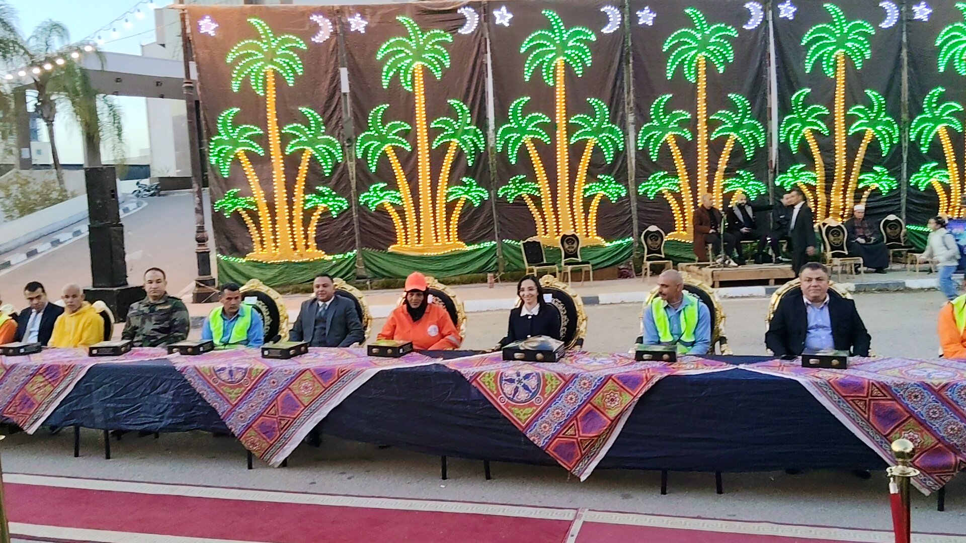 جانب من حفل إفطار عمال النظافة