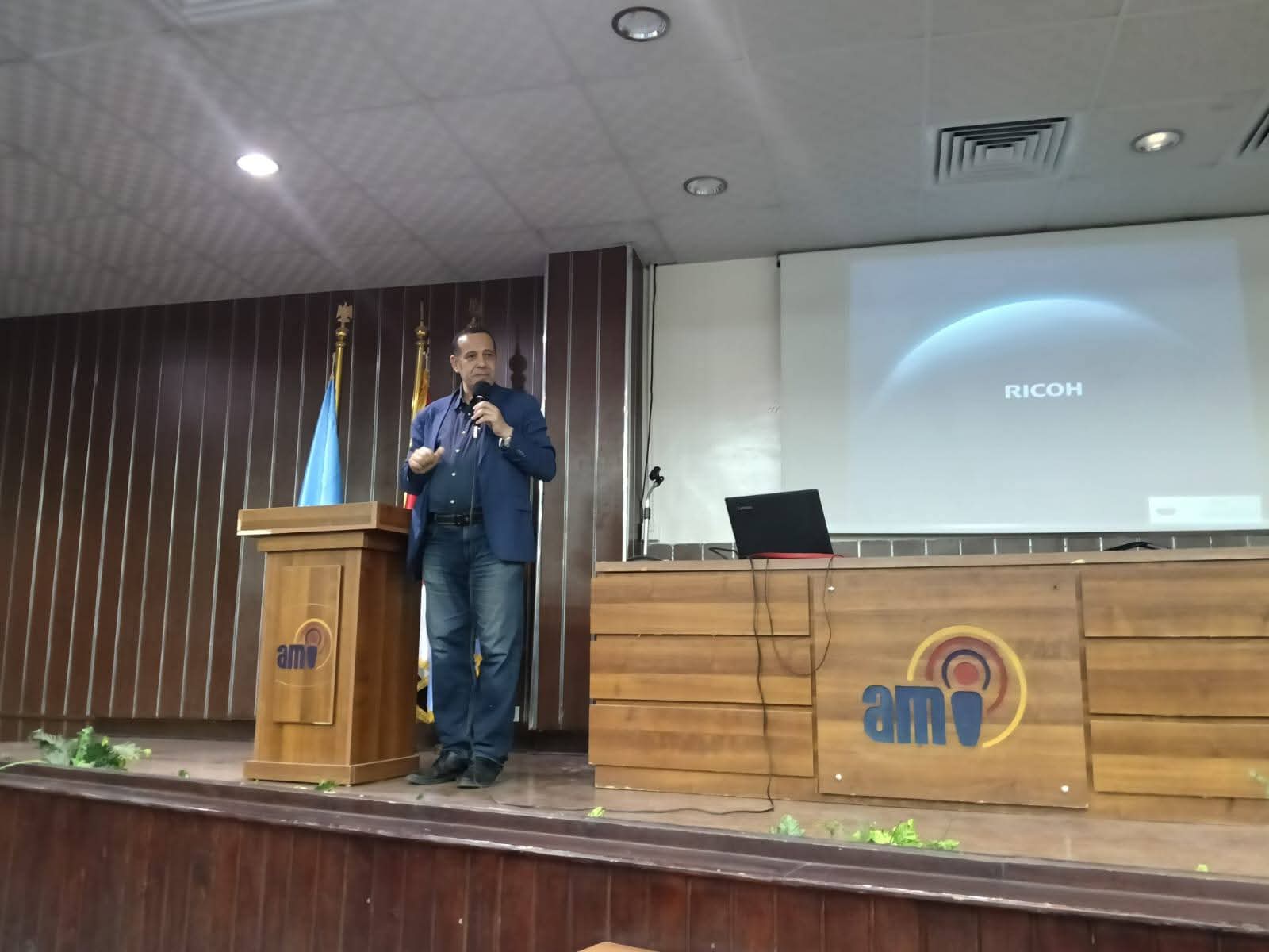 الدكتور محمد ثروت بمعهد الإسكندرية للإعلام الدكتور محمد ثروت بمعهد الإسكندرية للإعلام