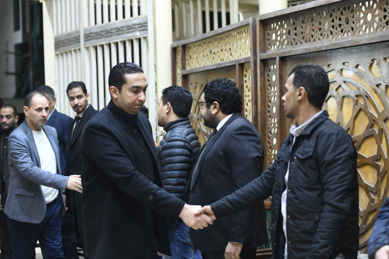 الزميل عرفة الضبع يقدم واجب العزاء