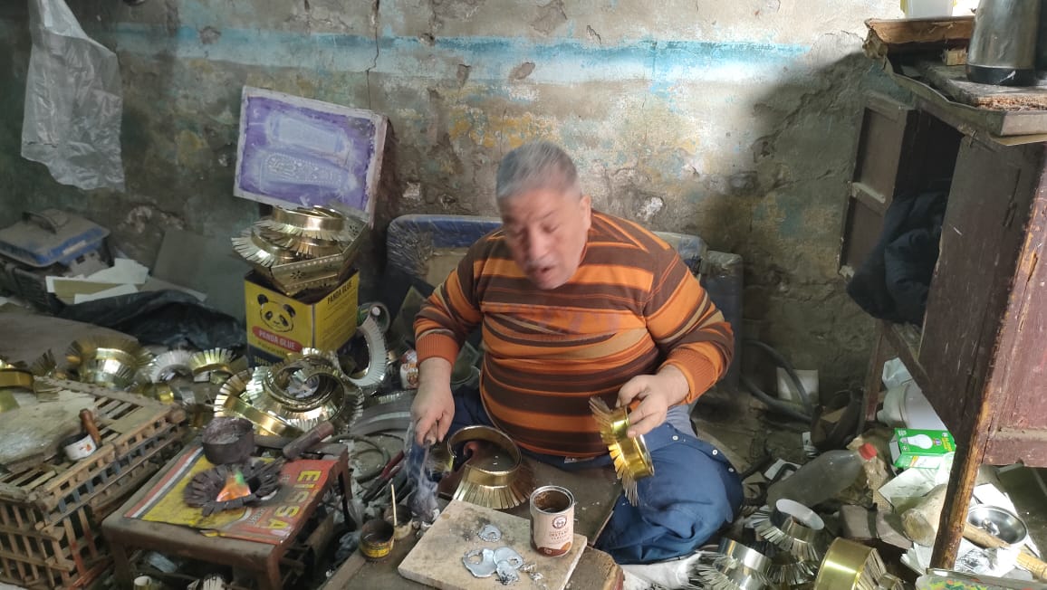 مراحل صناعة الفوانيس 