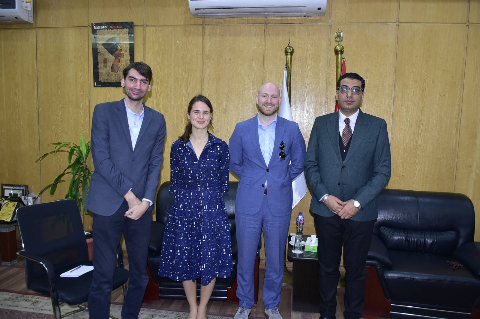 نائب المحافظ يؤكد على عمق العلاقات المصرية البريطانية