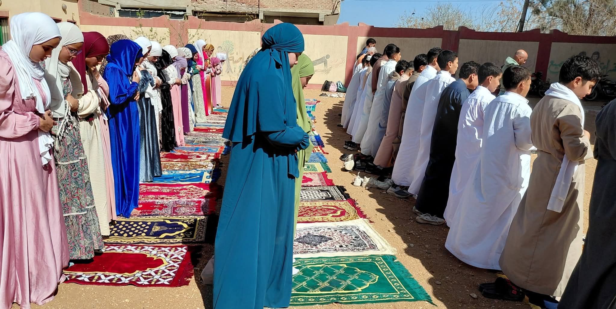 3مدرسة الشهيد مصطفى منصور تحتفل بشهر رمضان المبارك (7)