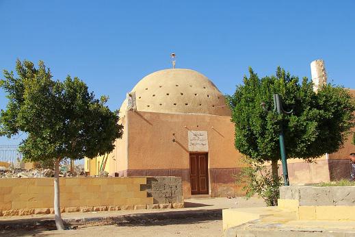 ساحة المسجد ساحة المسجد