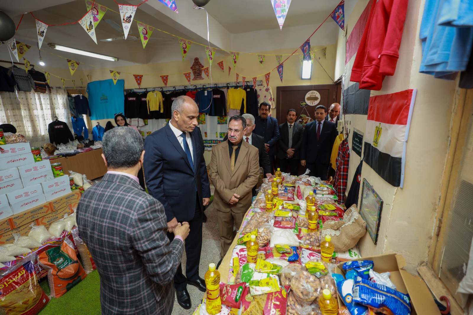 تنوع السلع الغذائية تنوع السلع الغذائية