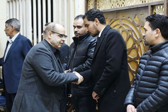 الكاتب الصحفى أكرم القصاص يقدم واجب العزاء