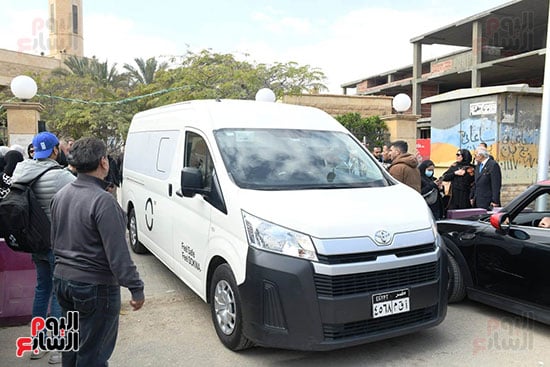 جثمان شقيق زينة