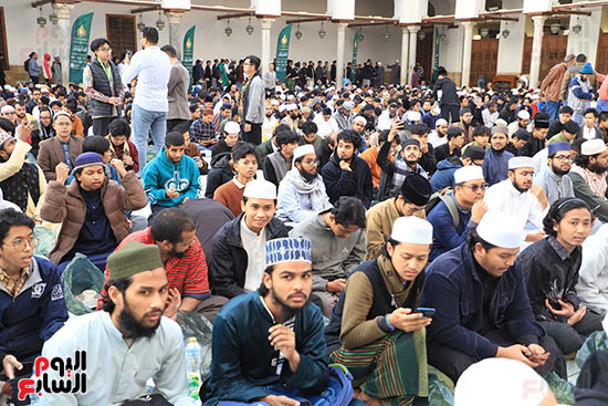 أفطار سبعة ألاف صائم