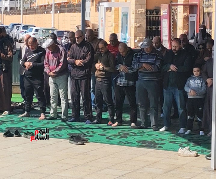 جانب-من-صلاة-الجنازة