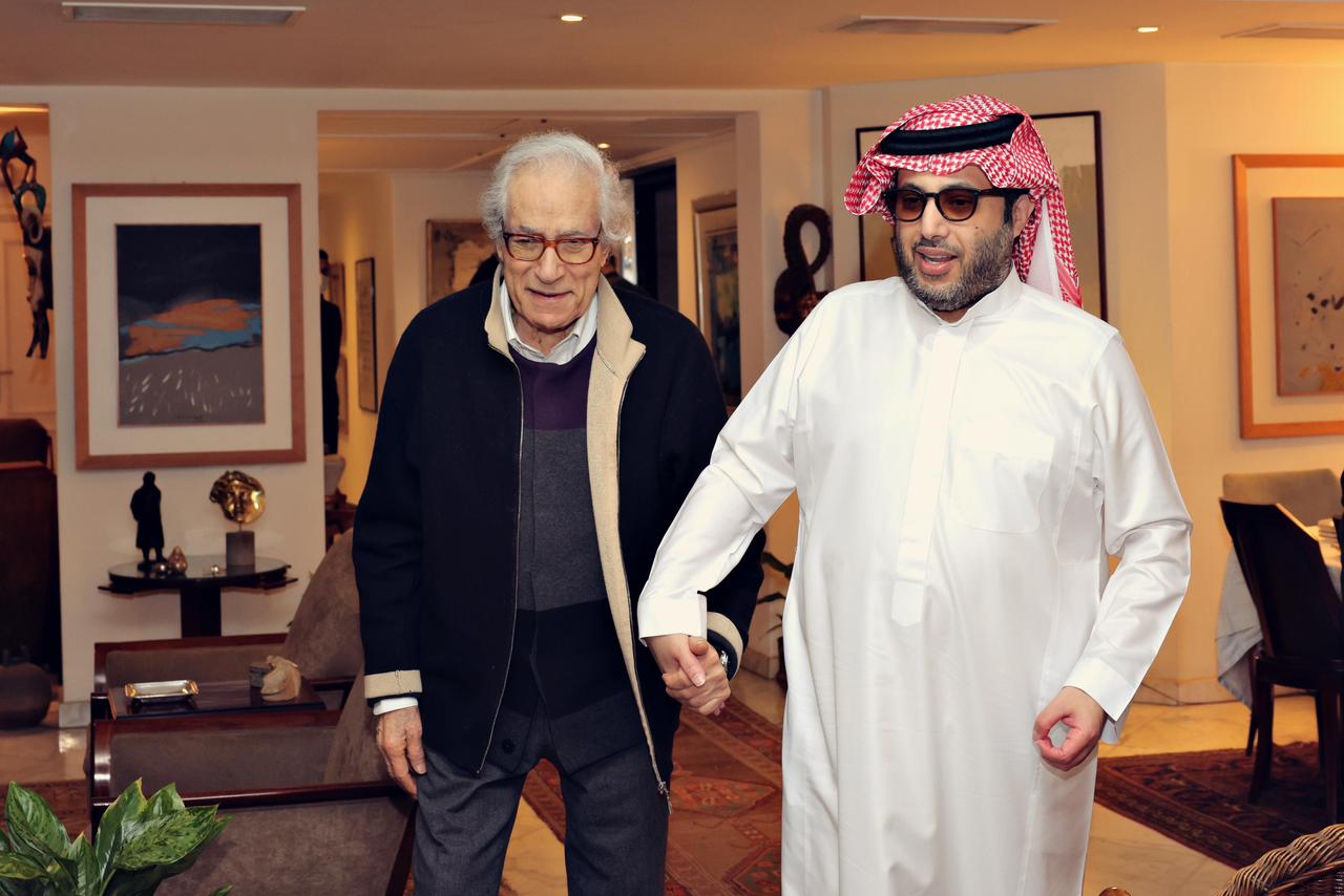 تركي آل الشيخ في زيارة خاصة لفاروق حسني بالقاهرة (8)