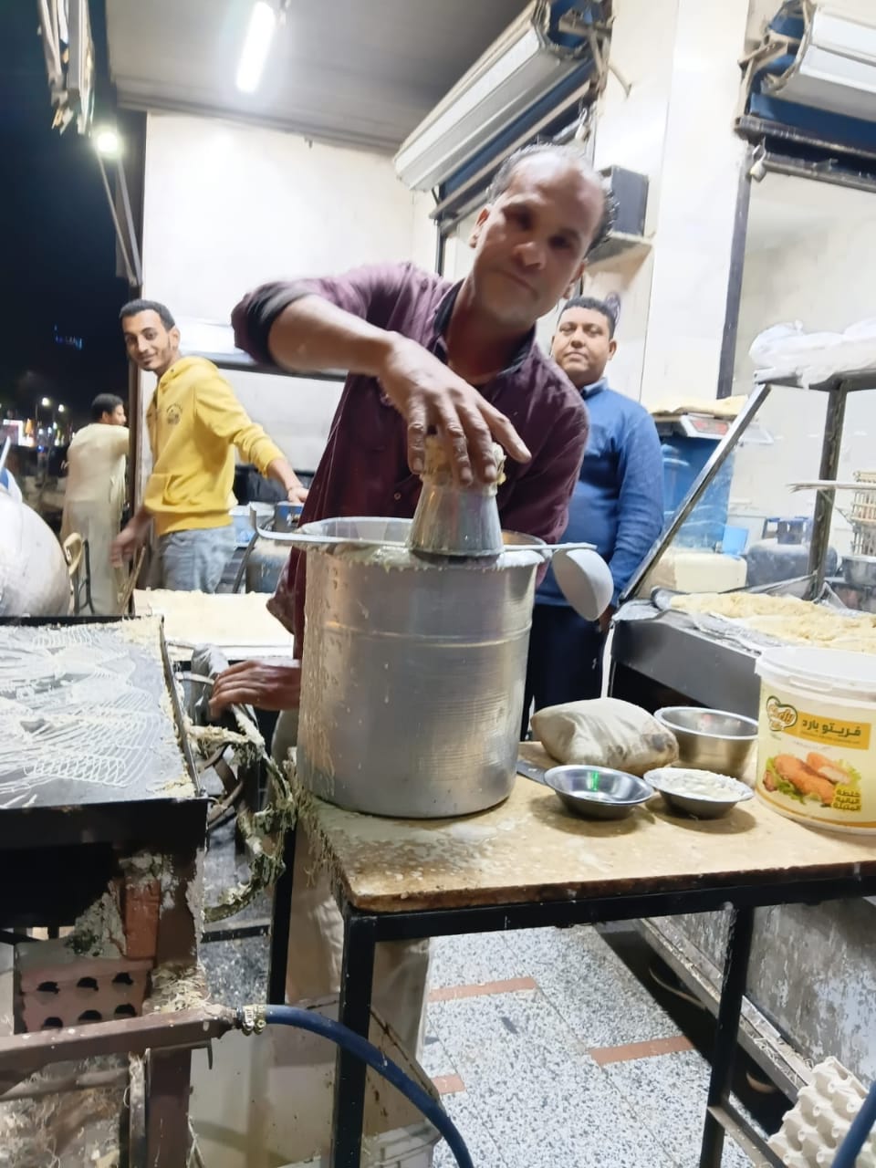 صناعة الكنافة البلدي في أسوان (9)