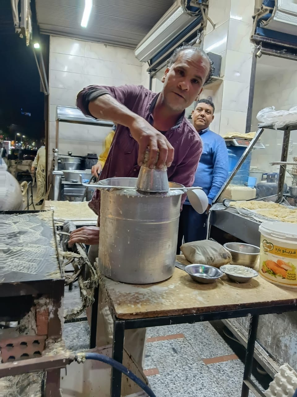 صناعة الكنافة البلدي في أسوان (3)