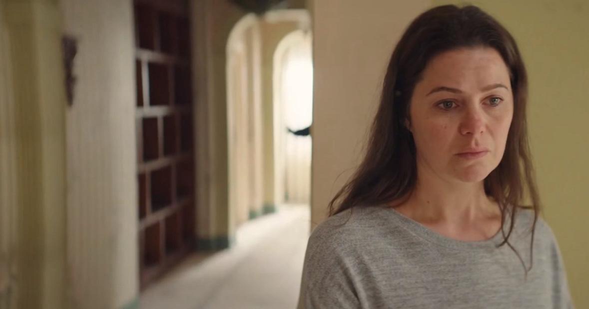 يسرا اللوزي تُخلي بيتها من العفش لتضع ماجد الكدواني في ورطة في مسلسل كان ياما كان (3)