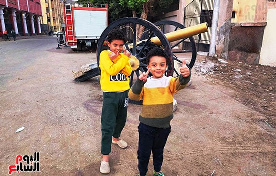 المدفع-يجمع-العشرات-من-الأسر-والعائلات-والأطفال-على-البهجة-يومياً المدفع-يجمع-العشرات-من-الأسر-والعائلات-والأطفال-على-البهجة-يومياً