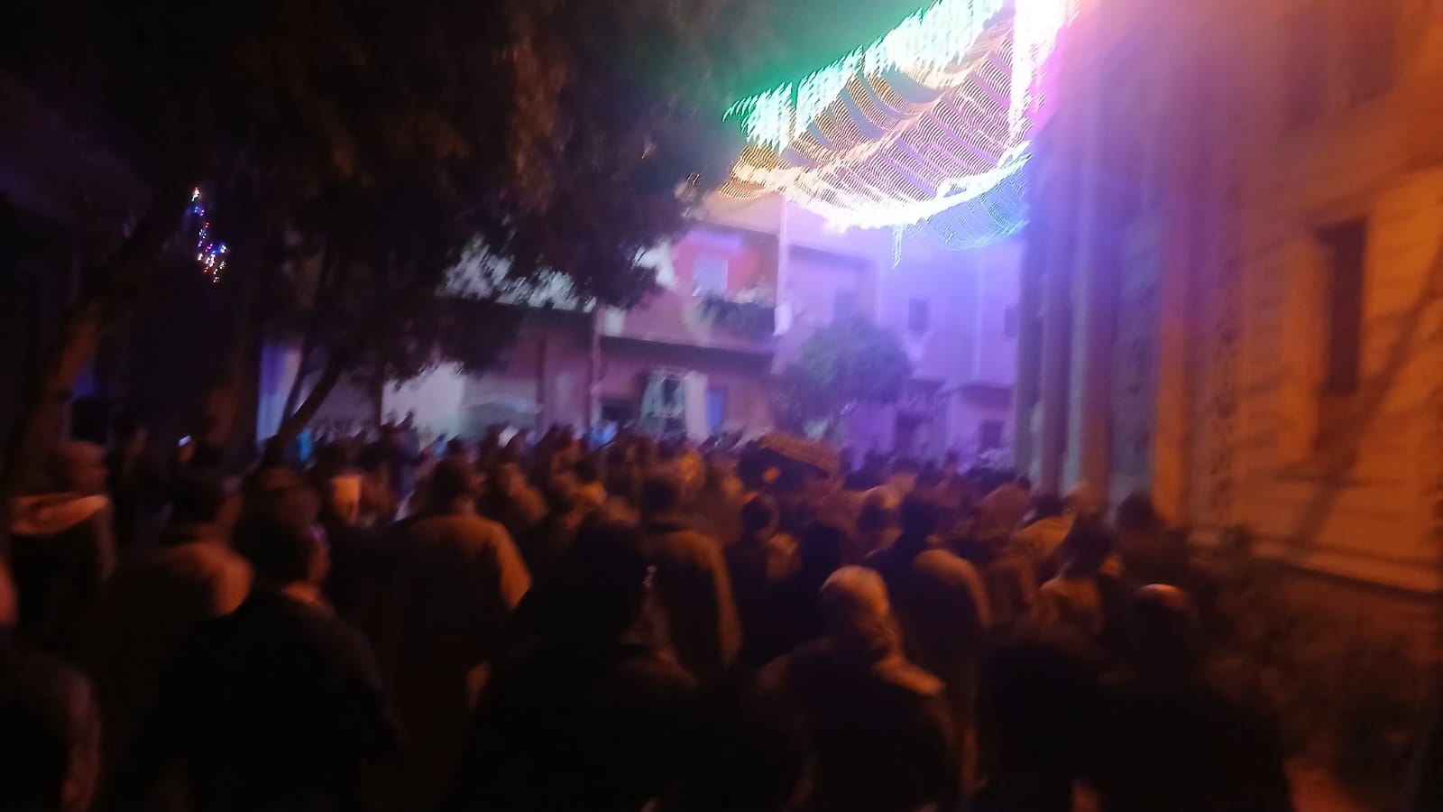 تشييع جثمان شيخ الإذاعيين بمسقط رأسه بقرية الرئيسية