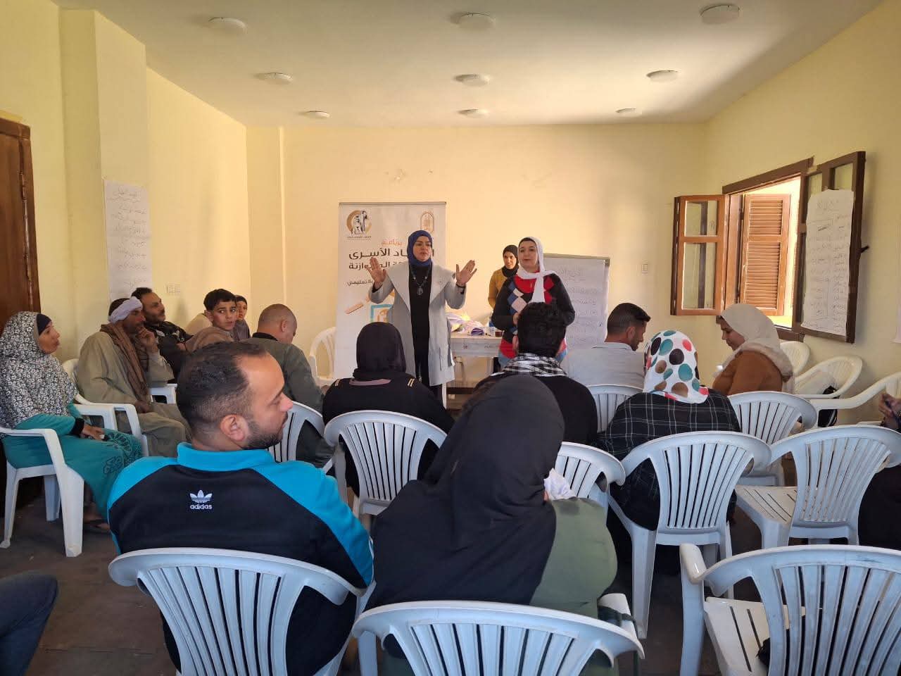 جانب من الندوات جانب من الندوات