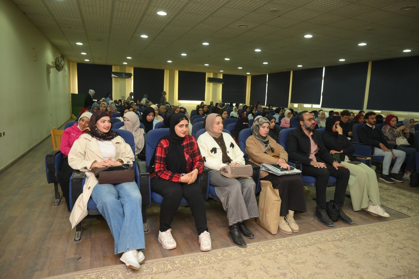 جانب من الأنشطة (1)