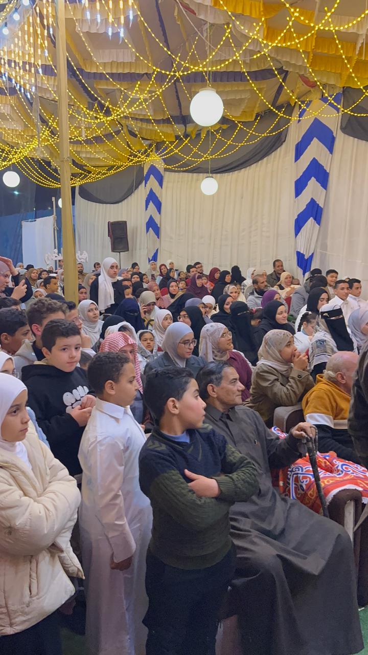 أسر الأطفال حافظي القرآن الكريم أسر الأطفال حافظي القرآن الكريم