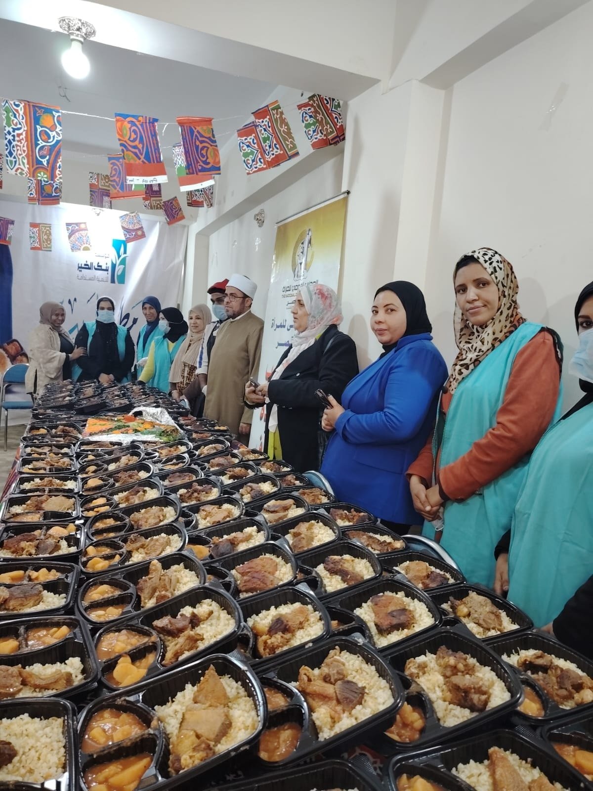 إهداء 1850 كيلو لحوم لفرع المجلس القومي للمرأة لتجهيز وجبات يومية إهداء 1850 كيلو لحوم لفرع المجلس القومي للمرأة لتجهيز وجبات يومية