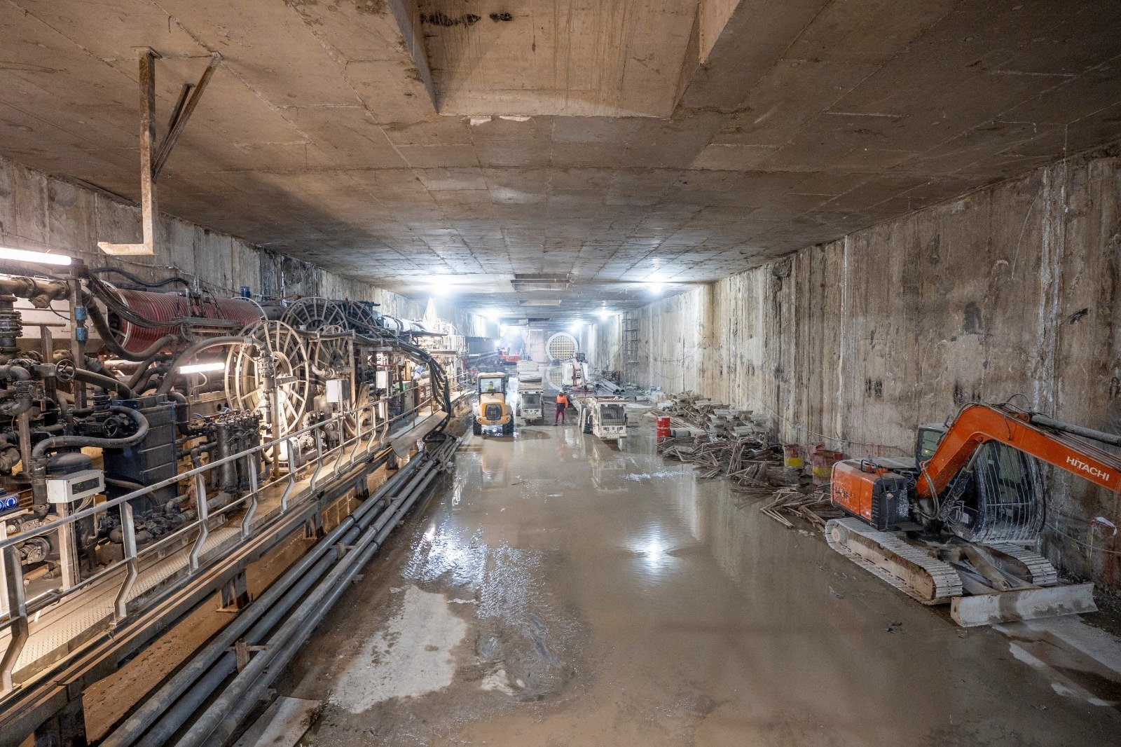 الخط الرابع للمترو (10)