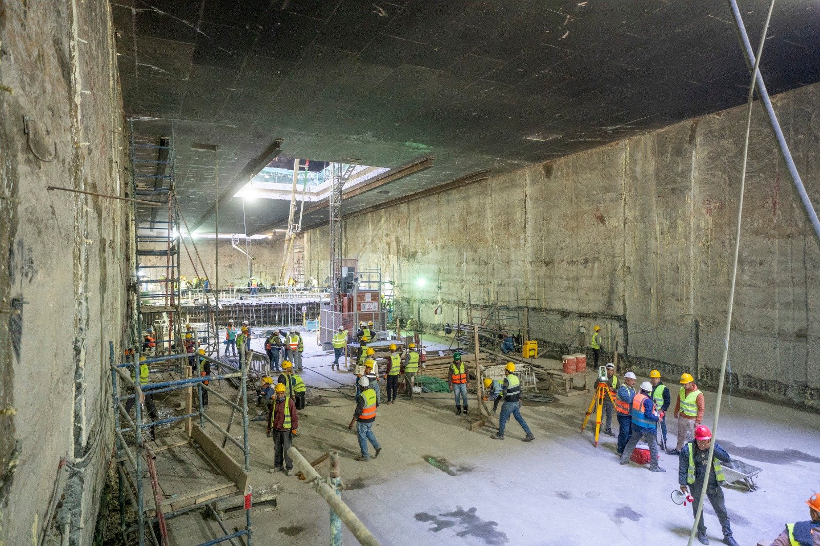 الخط الرابع للمترو (5)