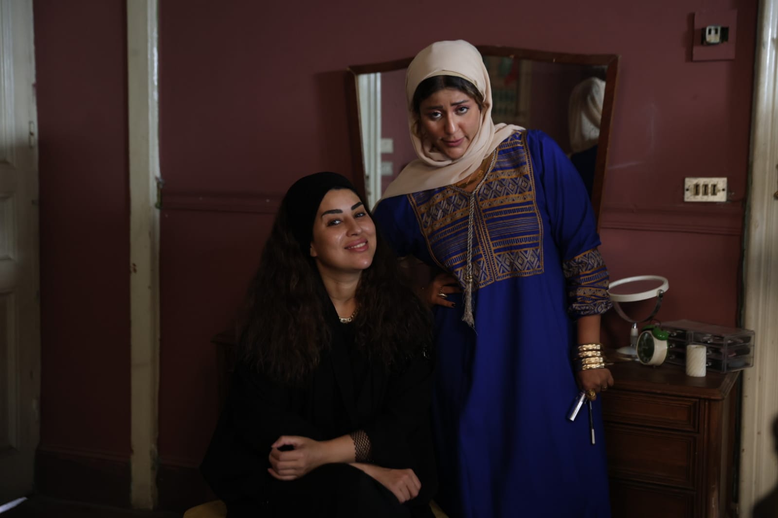 سمر متوللى وايتن عارم