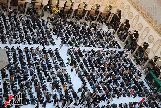 الطلاب فى حفل الإفطار الطلاب فى حفل الإفطار