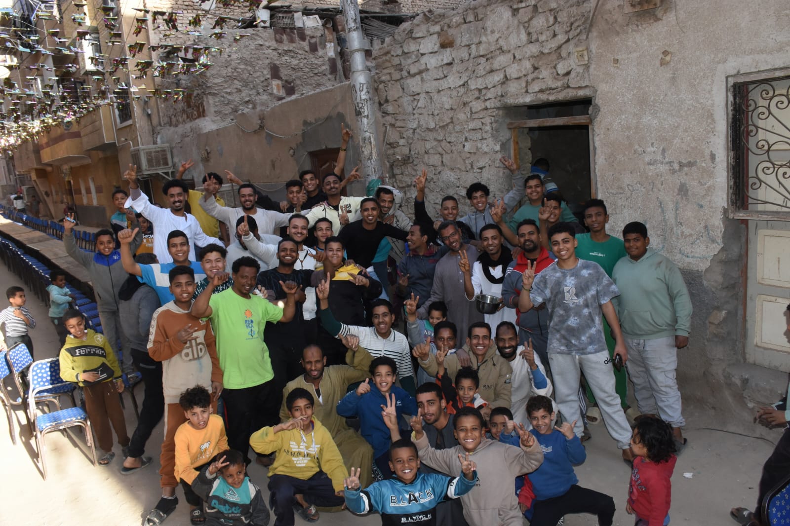 فرحة الأهالى بعد الإفطار