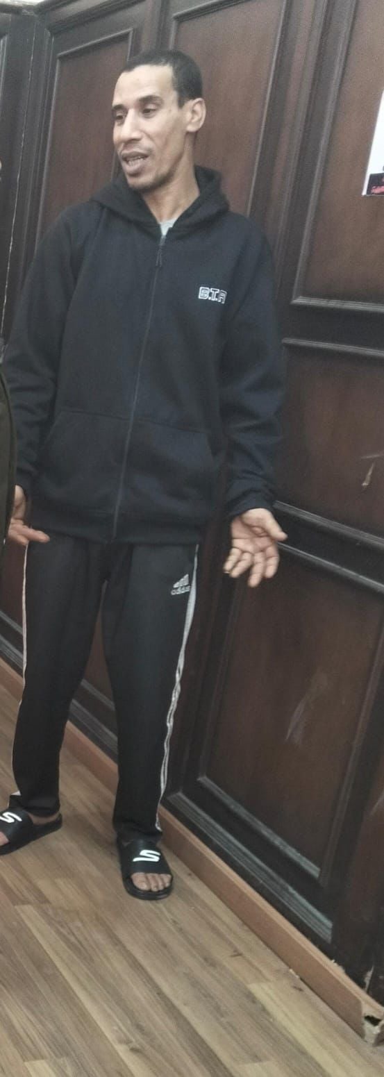 والد المتهم بقتل زميله وتقطيع جثته بصاروخ كهربائى (1)