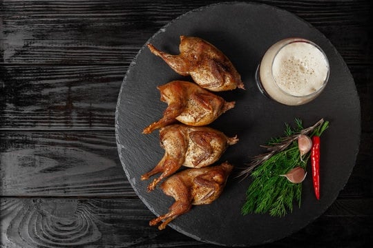 طريقة عمل الحمام المحمر طريقة عمل الحمام المحمر