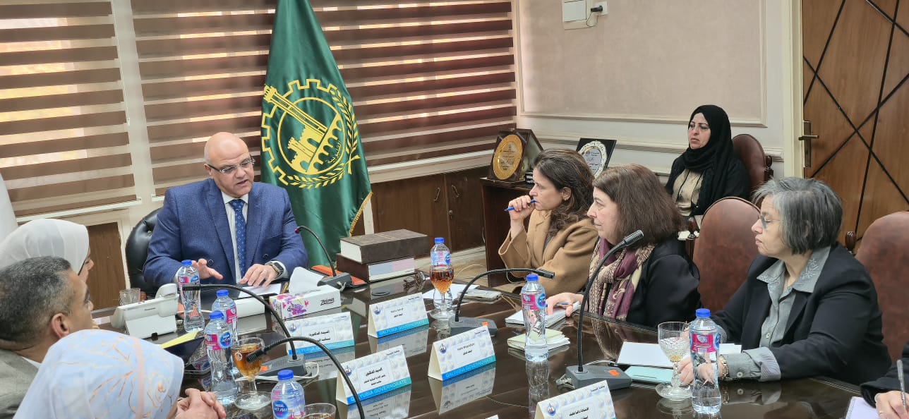 جانب من الاجتماع جانب من الاجتماع