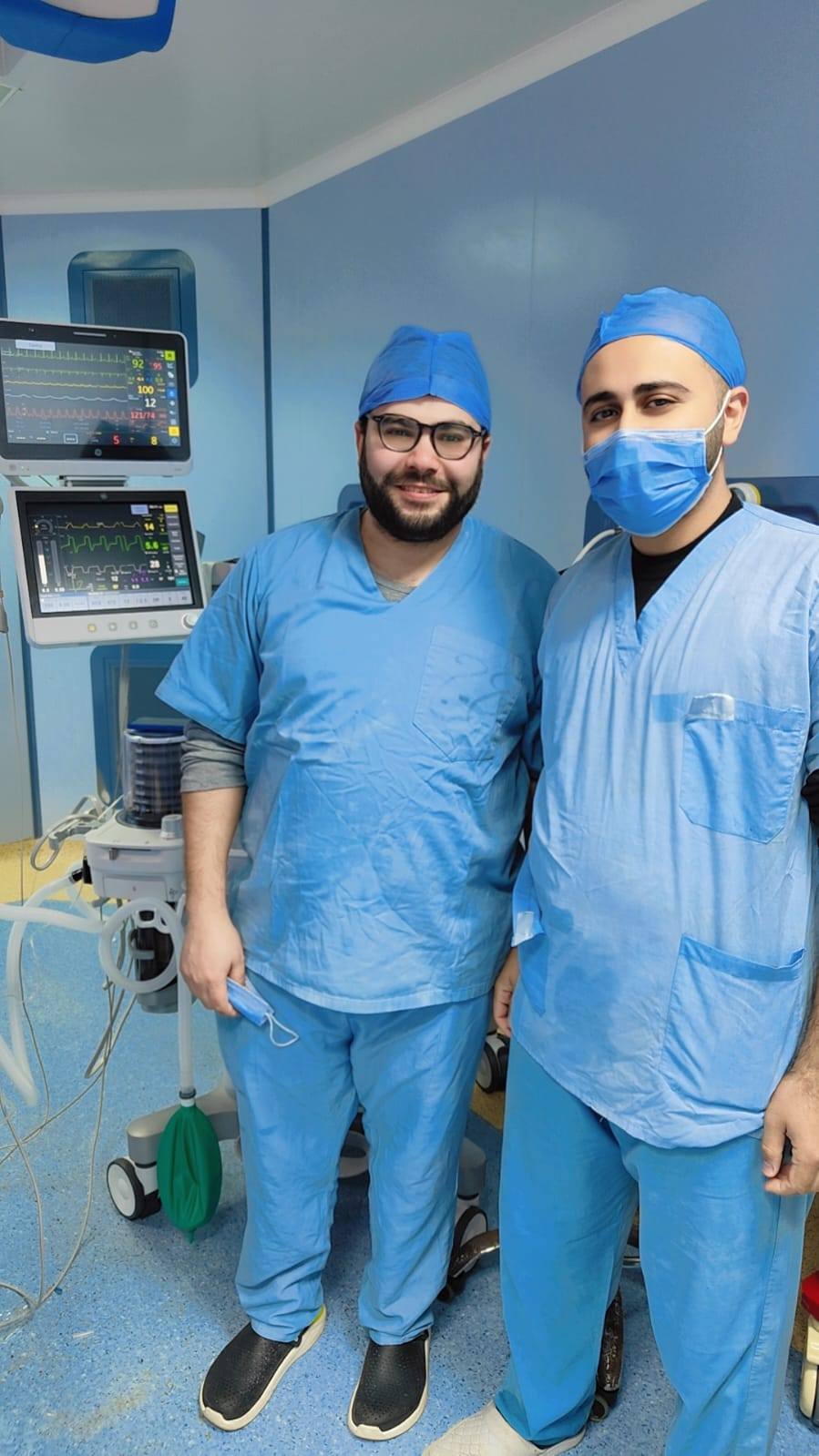 الفريق الطبى المشارك فى العملية الفريق الطبى المشارك فى العملية