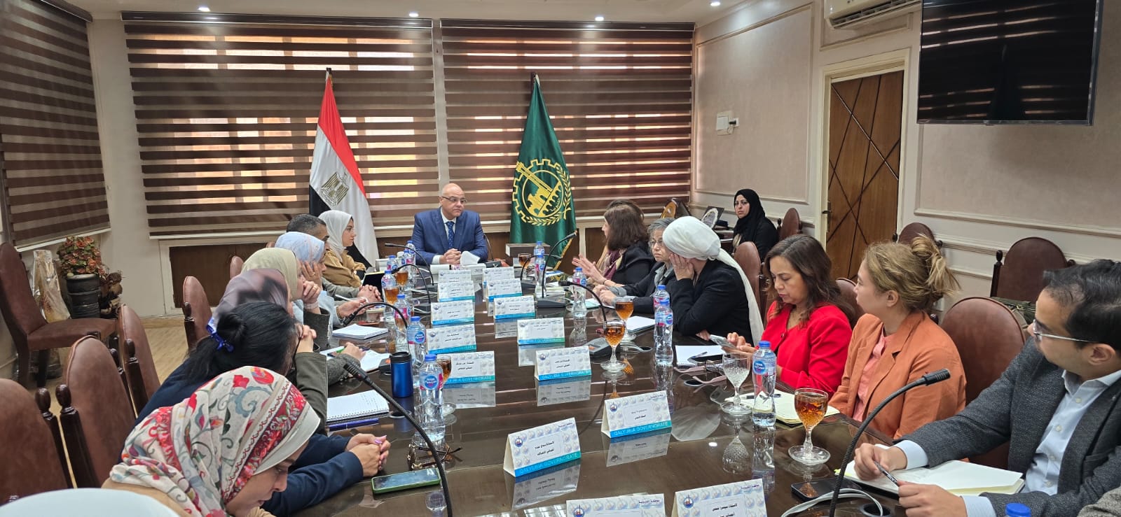 المشاركين باجتماع إدارة تلوث الهواء المشاركين باجتماع إدارة تلوث الهواء