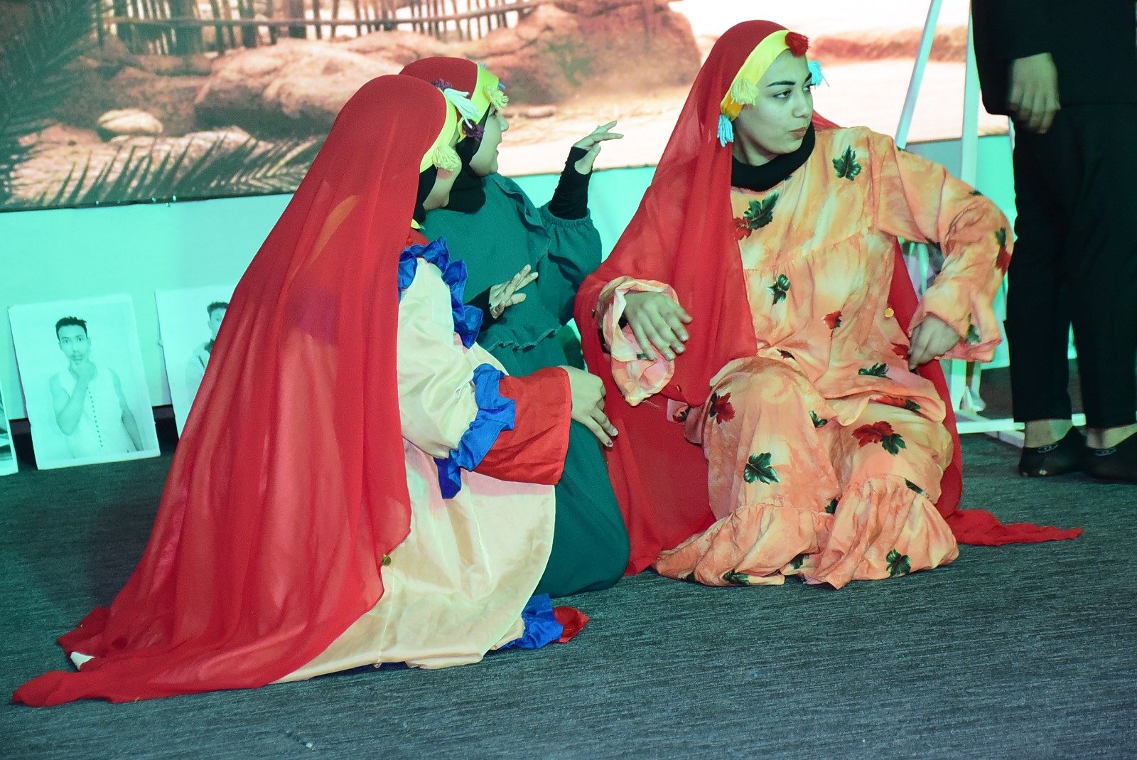 عرض مسرح جامعة سوهاج