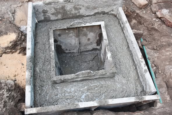 شركة المياه تنفذ أعمال الوصلات المنزلية بقرى الرياينة والرزيقات وكومير والقرايا