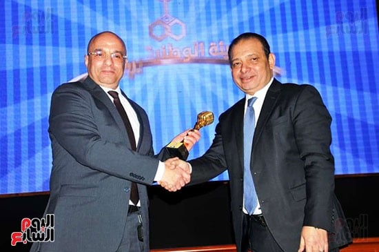 خلال التكريم