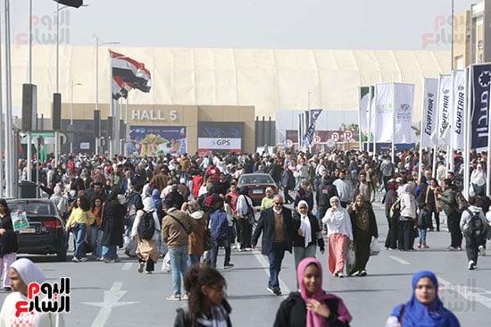 داخل معرض الكتاب داخل معرض الكتاب