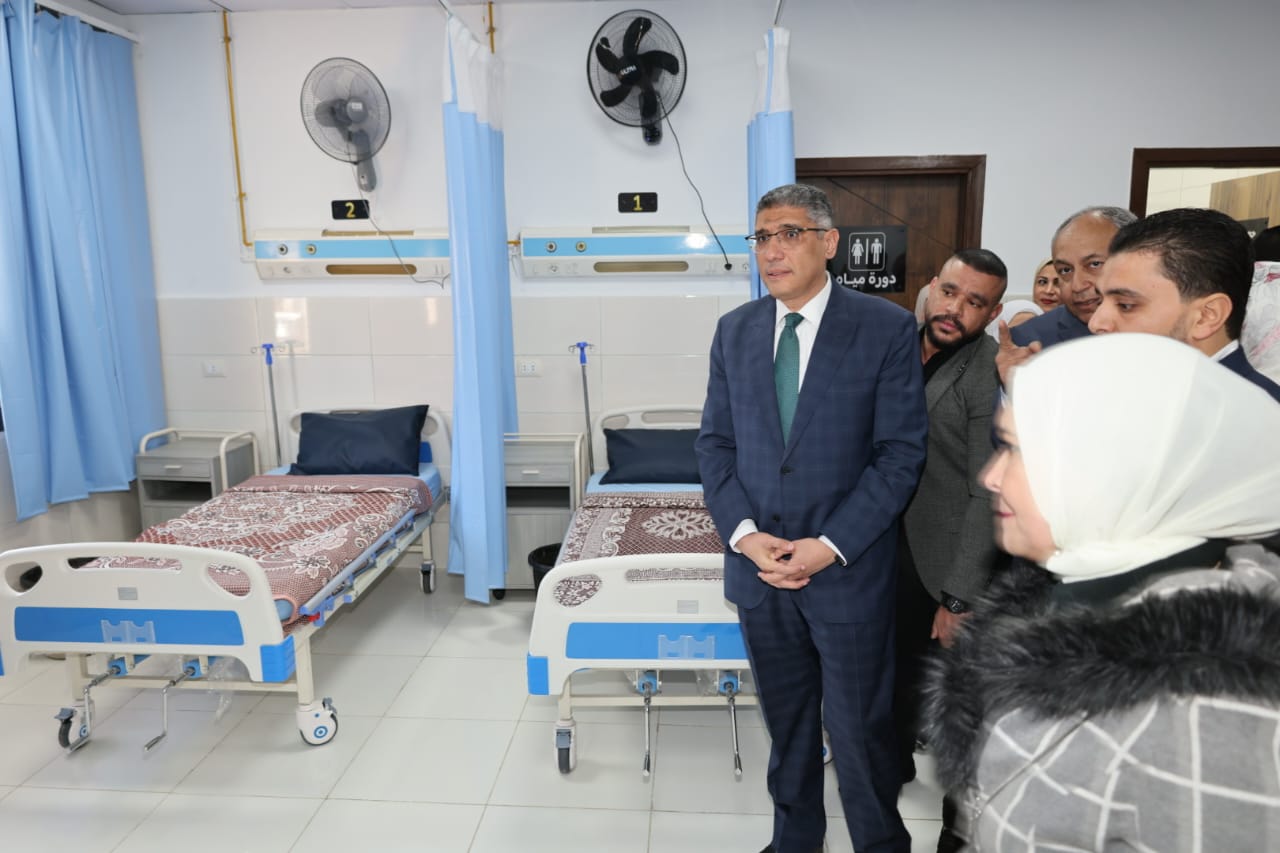 محافظ الجيزة يفتتح مبنى العمليات المطور بمستشفى 6 أكتوبر المركزي