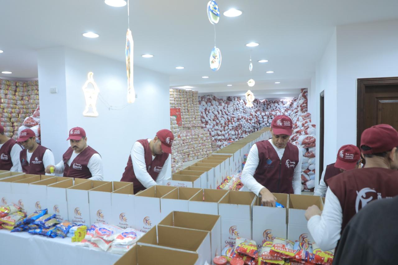 تعبئة وتوزيع أكثر من 350 ألف شنطة رمضانية (10)