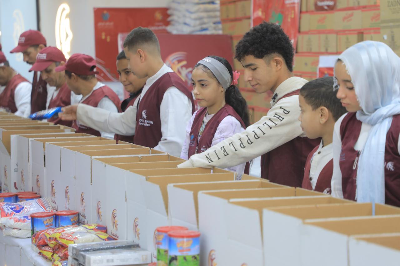 تعبئة وتوزيع أكثر من 350 ألف شنطة رمضانية (5)