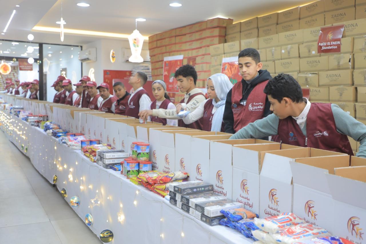 تعبئة وتوزيع أكثر من 350 ألف شنطة رمضانية (3)