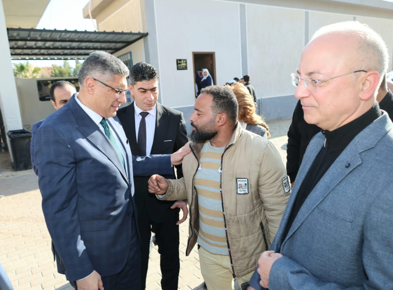 محافظ الجيزة خلال الافتتاح