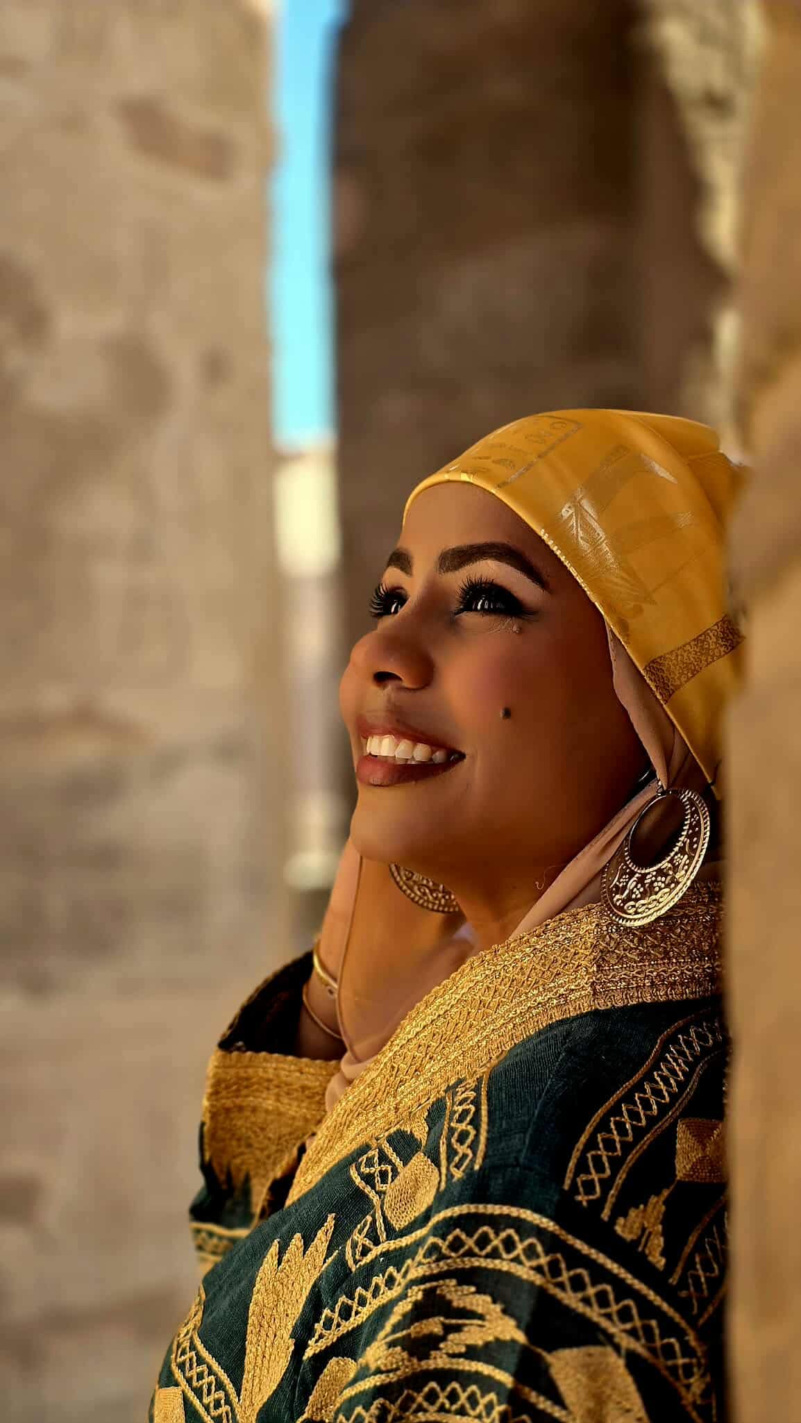 ملامح الفتاة