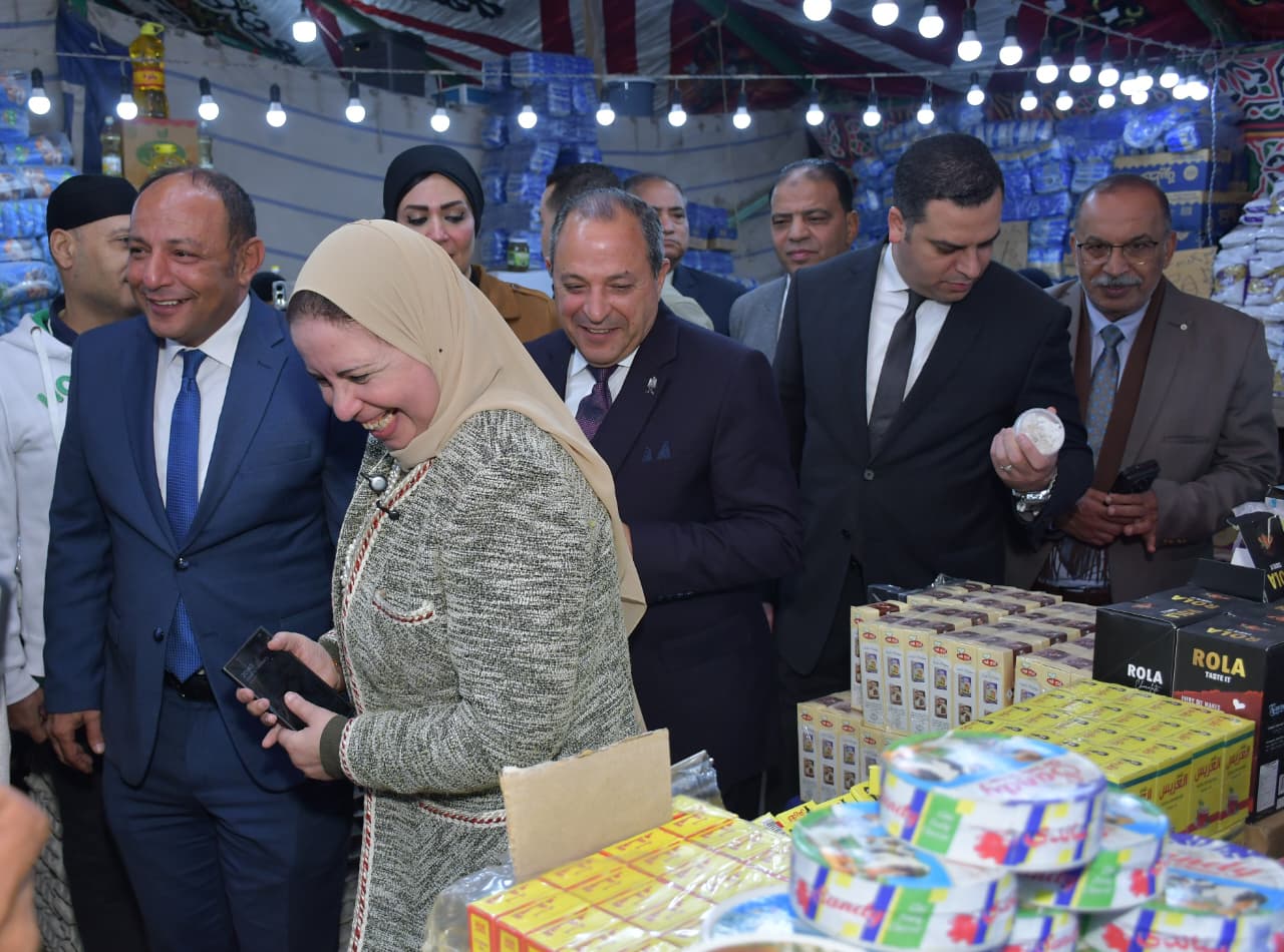 تفقد اجزاء المعرض