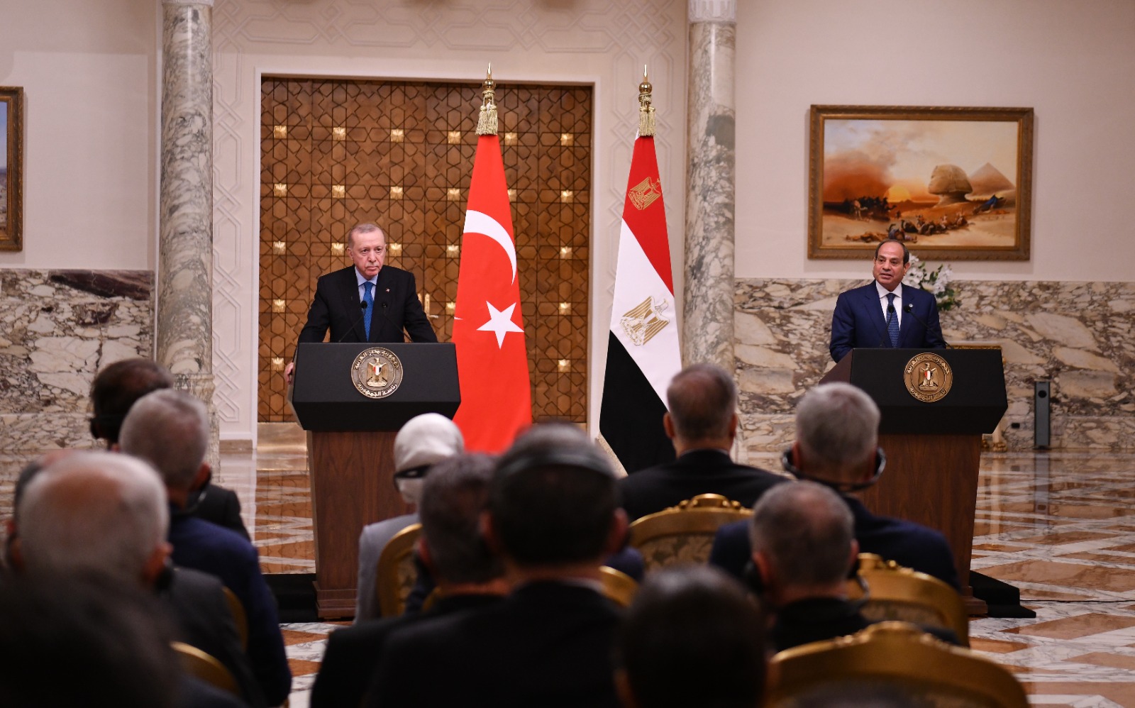 الرئيسان السيسي ونظيره التركي أردوغان (6)