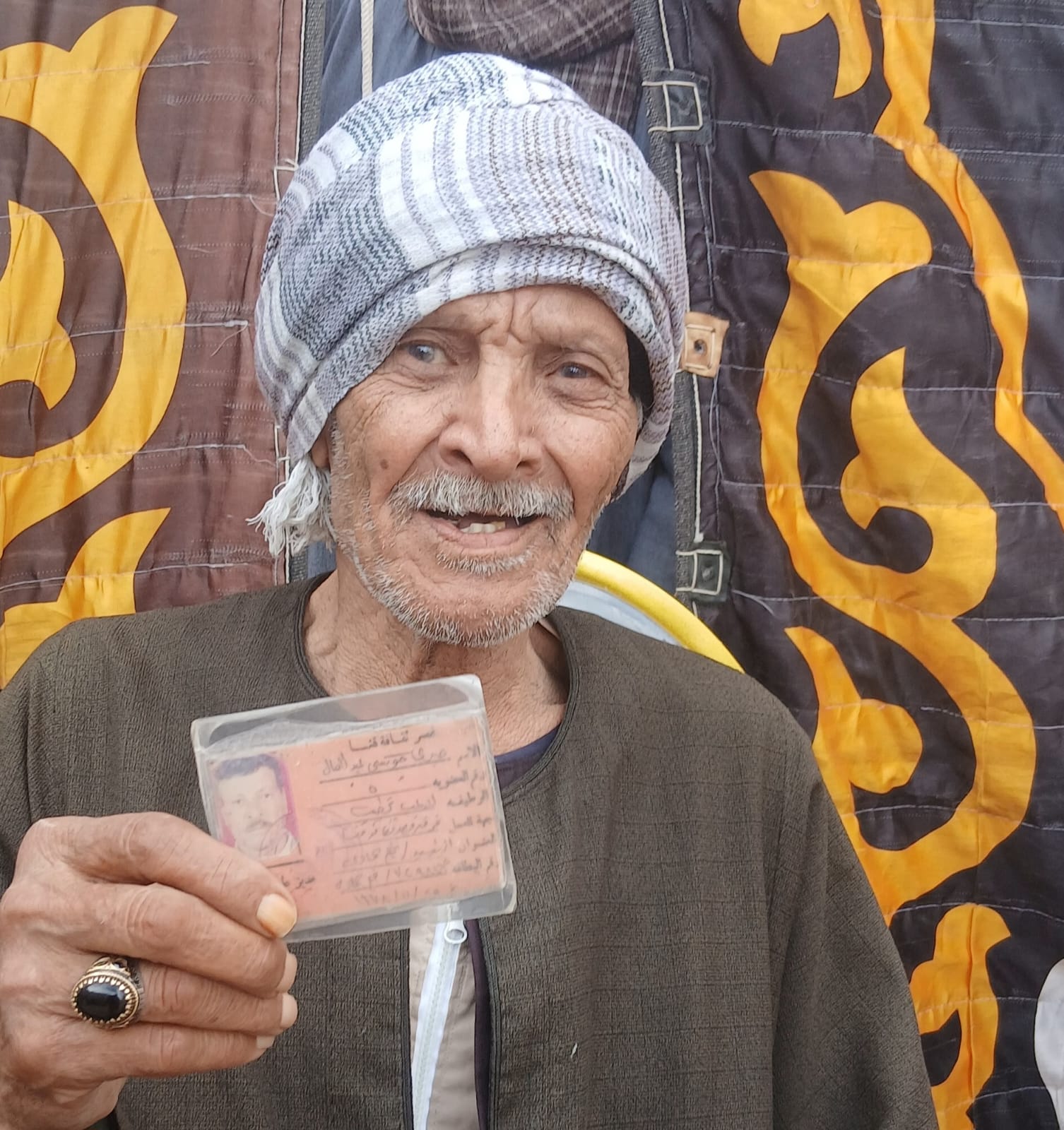 صبري موسى أقدم لاعب تحطيب صبري موسى أقدم لاعب تحطيب